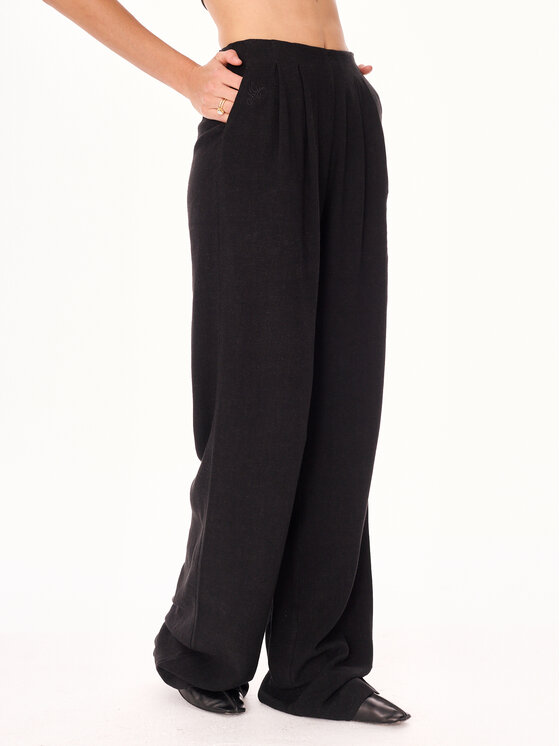 MANDRAGORA MANDRAGORA Pantaloni di tessuto Ora Nero Straight Leg