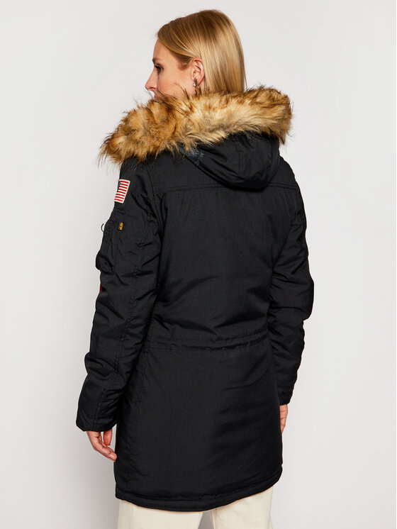 Alpha Industries Alpha Industries Zimska jakna Polar 123002 Črna Regular Fit
