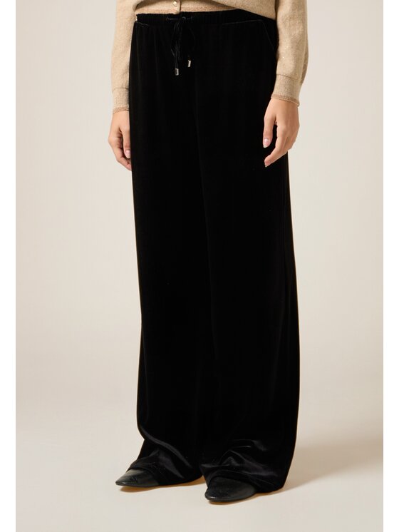 Oltre Oltre Pantaloni di tessuto P022J002485N033 Nero Baggy Fit