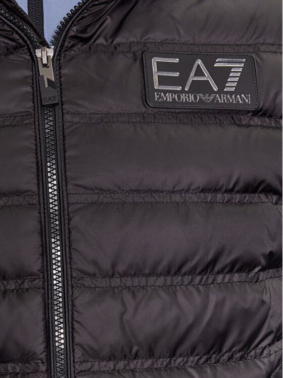 EA7 Emporio Armani EA7 Emporio Armani Vatovaná bunda 6RPB16 PN5ZZ 1200 Černá Regular Fit
