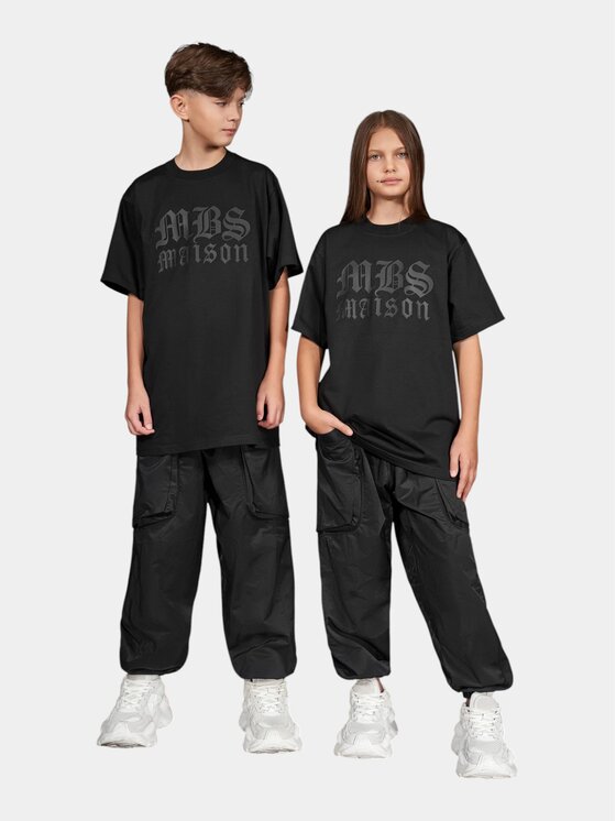 MADE BY SOCIETY MADE BY SOCIETY T-Shirt Fraktur Black - T37871 Czarny Basic Fit