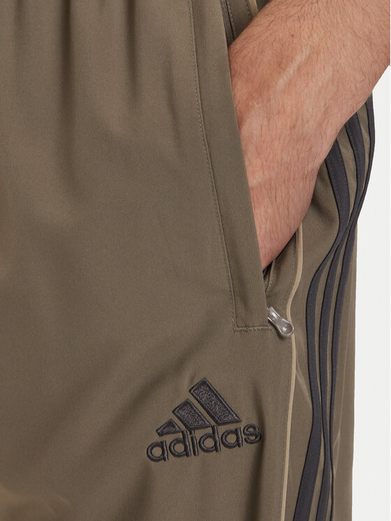 adidas adidas Долнище анцуг adicolor Teamgeist KD5865 Каки Loose Fit