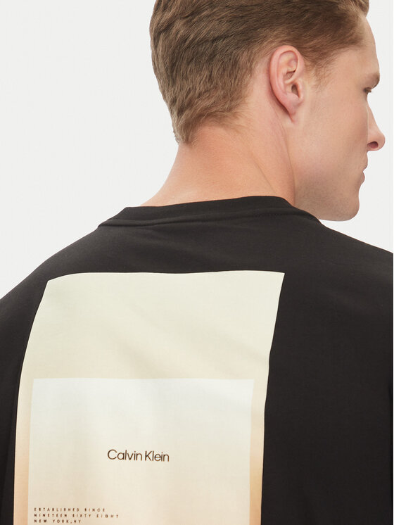 Calvin Klein Calvin Klein T-Shirt Overlay Print K10K114158 Czarny Regular Fit