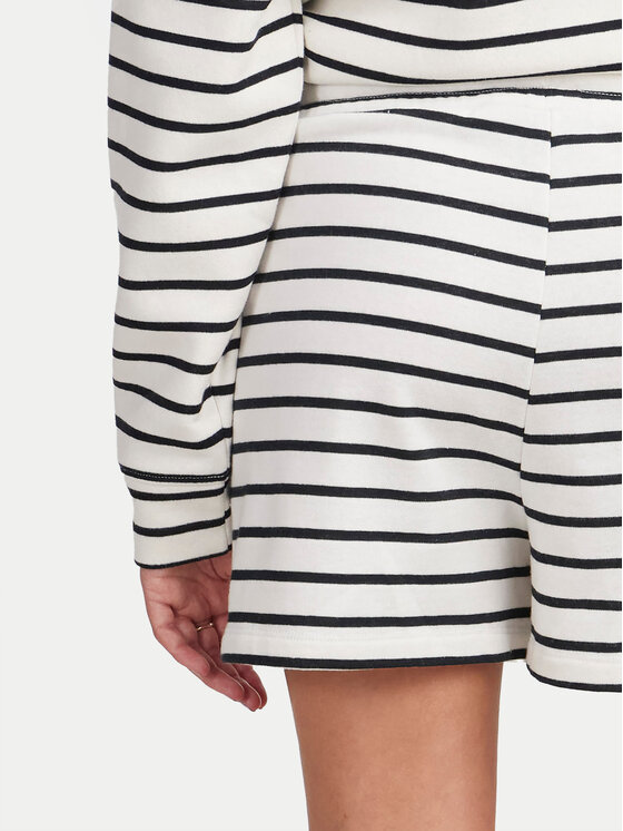 Pieces Pieces Sport rövidnadrág Chilli 17146889 Fehér Regular Fit