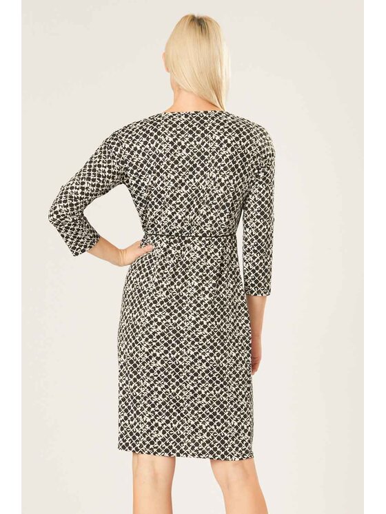 QUIOSQUE QUIOSQUE Každodenní šaty OPARTE DRESS Barevná Regular Fit
