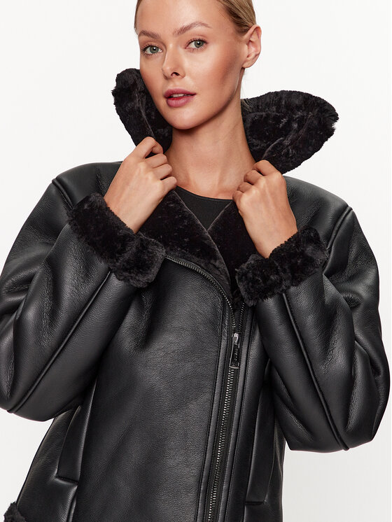 Guess Guess Кожух W3BL60 WFSL0 Черен Regular Fit