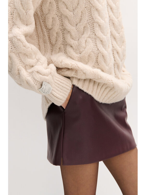 Fobya Fobya Sweter F1747 Beżowy Basic Fit