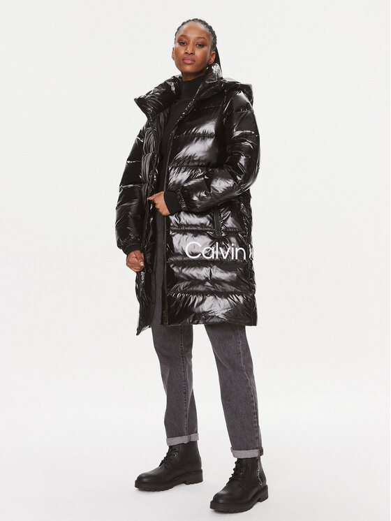 Calvin Klein Jeans Calvin Klein Jeans Пухено яке J20J221902 Черен Regular Fit