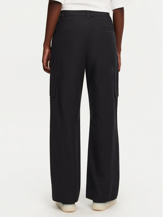 Nike Nike Pantaloni di tessuto FV7098 Nero Regular Fit