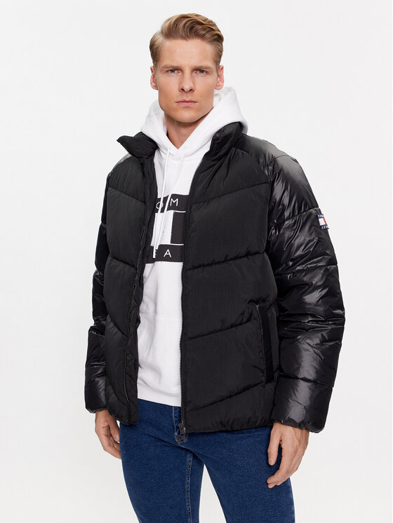 Tommy Jeans Tommy Jeans Žieminė striukė DM0DM17226 Juoda Relaxed Fit