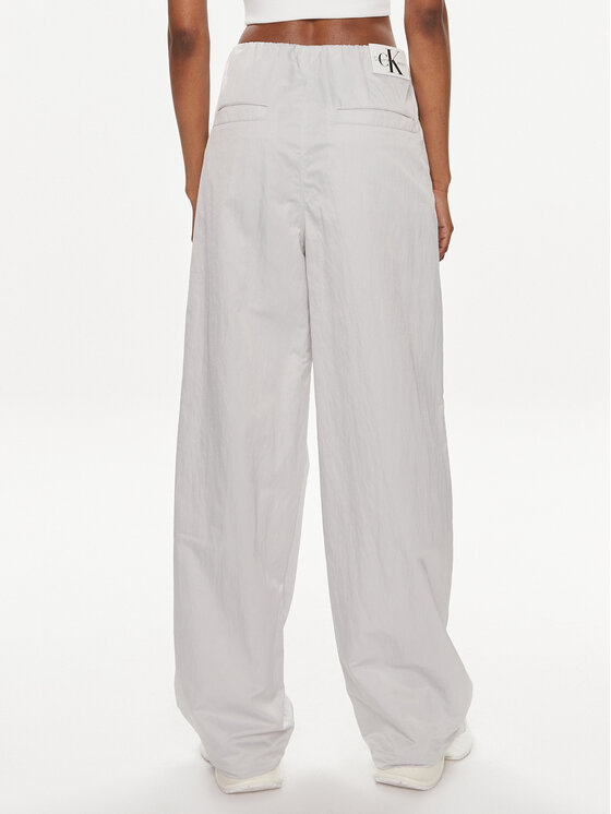 Calvin Klein Jeans Calvin Klein Jeans Spodnie materiałowe Soft Crinkle J20J223122 Szary Relaxed Fit