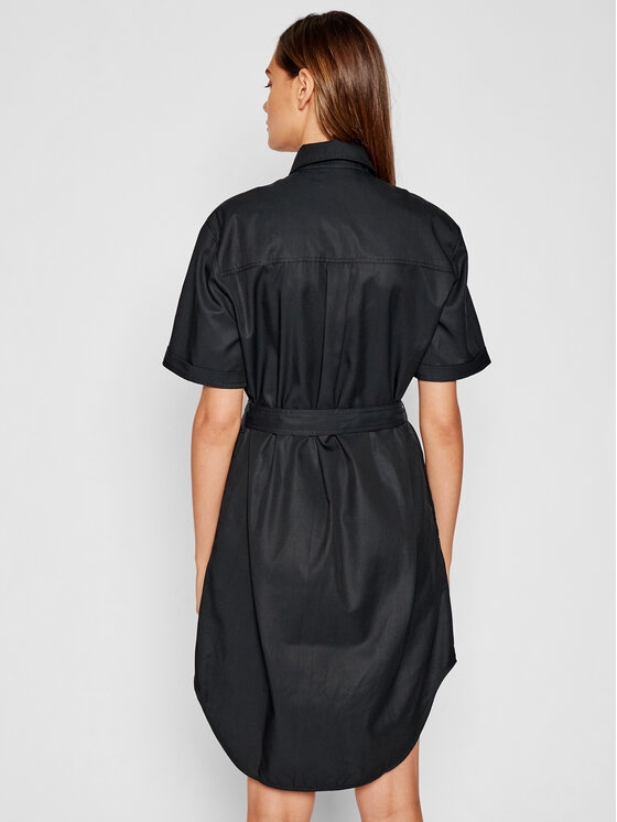 Calvin Klein Jeans Calvin Klein Jeans Рокля тип риза J20J216481 Черен Relaxed Fit