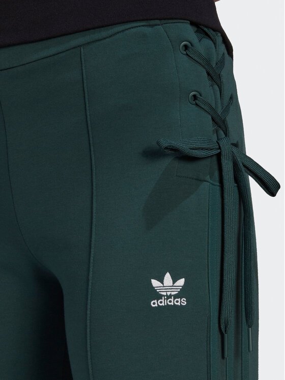 adidas adidas Sportinės kelnės Always Original Laced HK5083 Žalia Slim Fit
