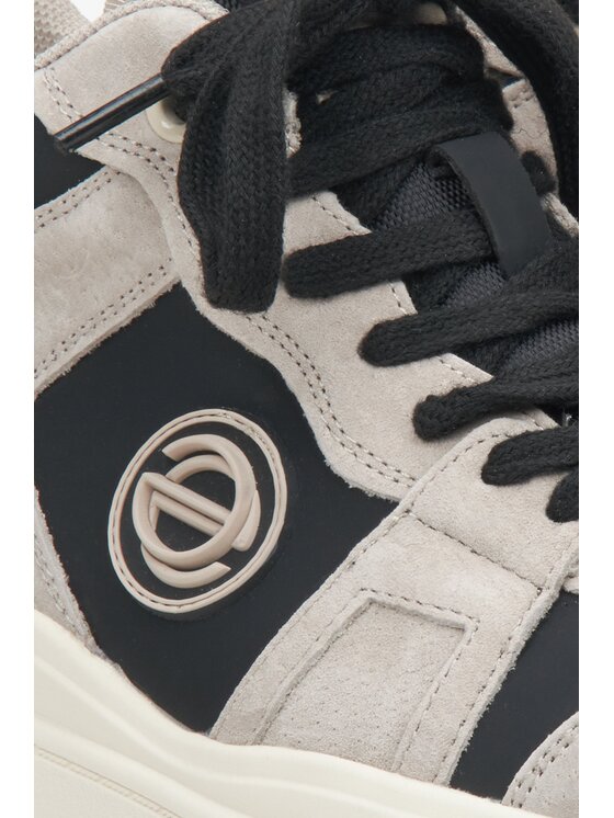 Estro Estro Sneakersy ER00114288 Sivá