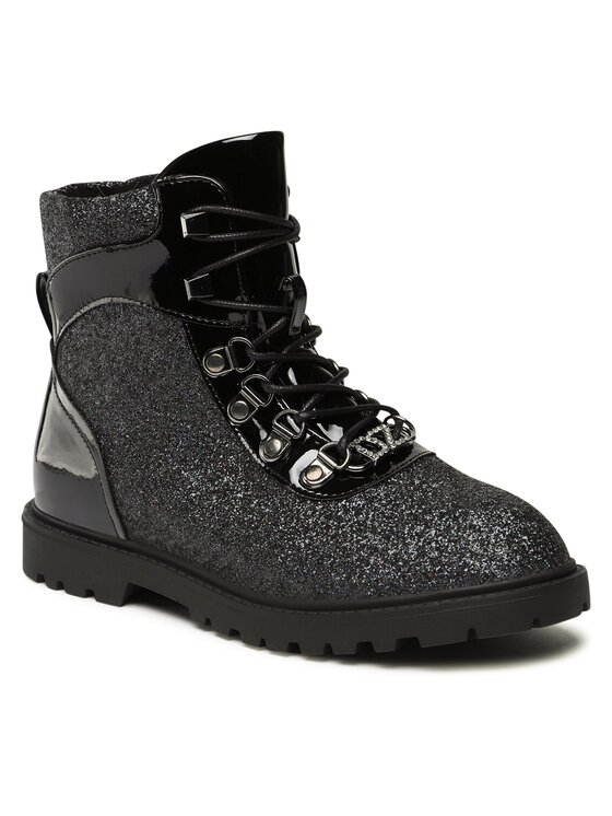 DeeZee DeeZee Traperid CS5821-02 Must