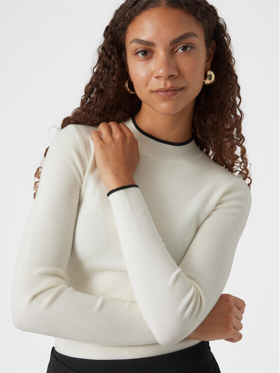 Vero Moda Vero Moda Džemper Flouncy 10299604 Écru Slim Fit