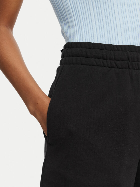 HUGO HUGO Sporta šorti Ninosta 50536943 Melns Relaxed Fit