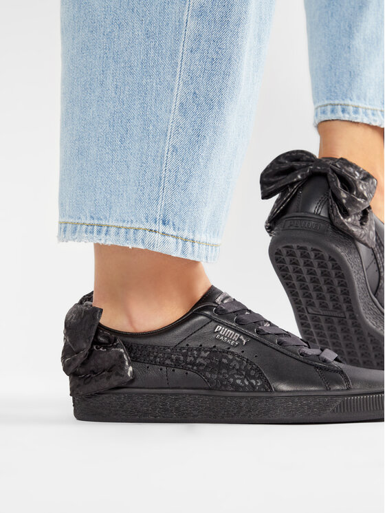 Puma 2025 bow animal