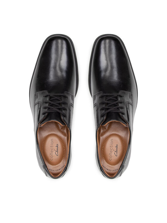 Clarks Clarks Pusbačiai Tilden Plain 261103507 Juoda