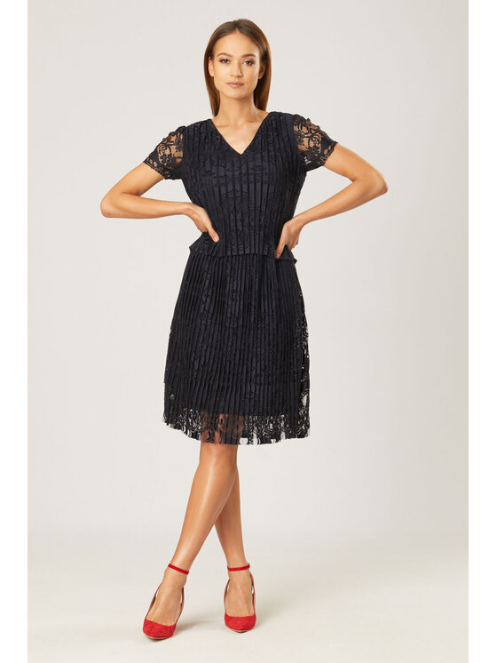 QUIOSQUE QUIOSQUE Každodenné šaty PLEATED LACE DRESS Tmavomodrá Regular Fit