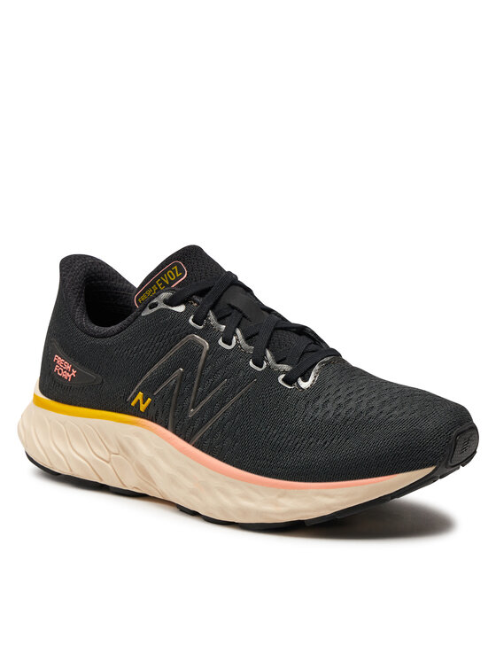 New Balance New Balance Tenisice za trčanje Fresh Foam Evoz v3 WEVOZRK3 Crna