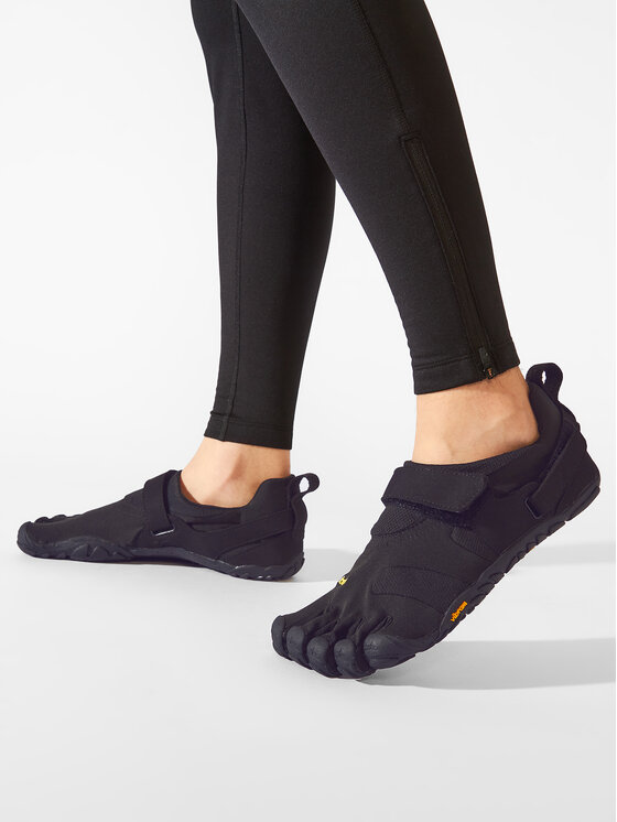 Vibram Fivefingers Vibram Fivefingers Jõusaali jalatsid Kmd Sport 2.0 21M3601 Must