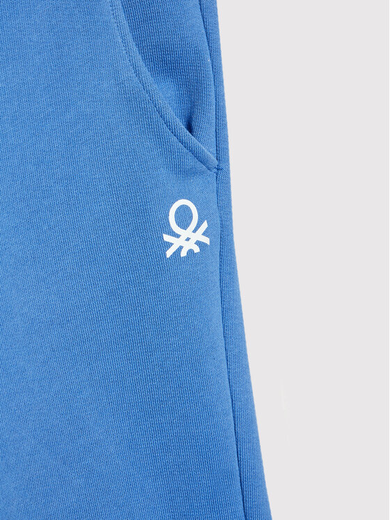 United Colors Of Benetton United Colors Of Benetton Szorty sportowe 3J68I0638 Niebieski Regular Fit