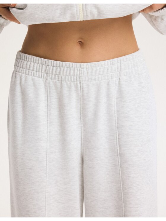 Esotiq Esotiq Spodnie dresowe 44834 Szary Regular Fit