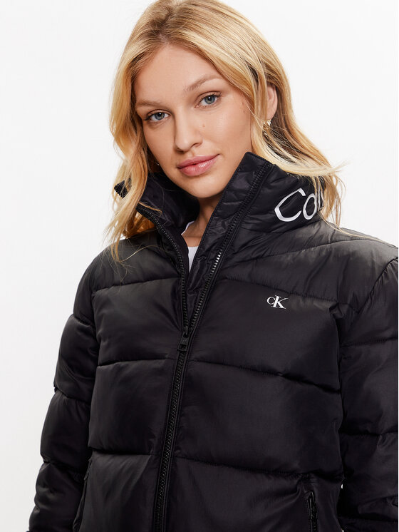 Calvin Klein Jeans Calvin Klein Jeans Μπουφάν μεταβατικό J20J221381 Μαύρο Regular Fit