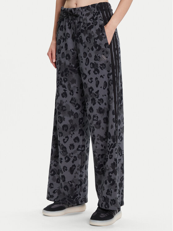 adidas adidas Долнище анцуг Animal Print 3-Stripes JM1839 Бежов Loose Fit