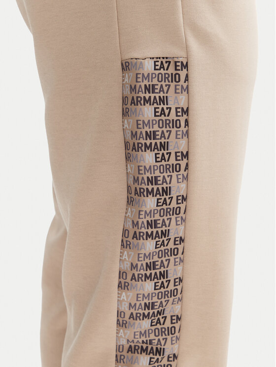 EA7 Emporio Armani EA7 Emporio Armani Долнище анцуг 7M000216 AF12660 U6155 Бежов Regular Fit