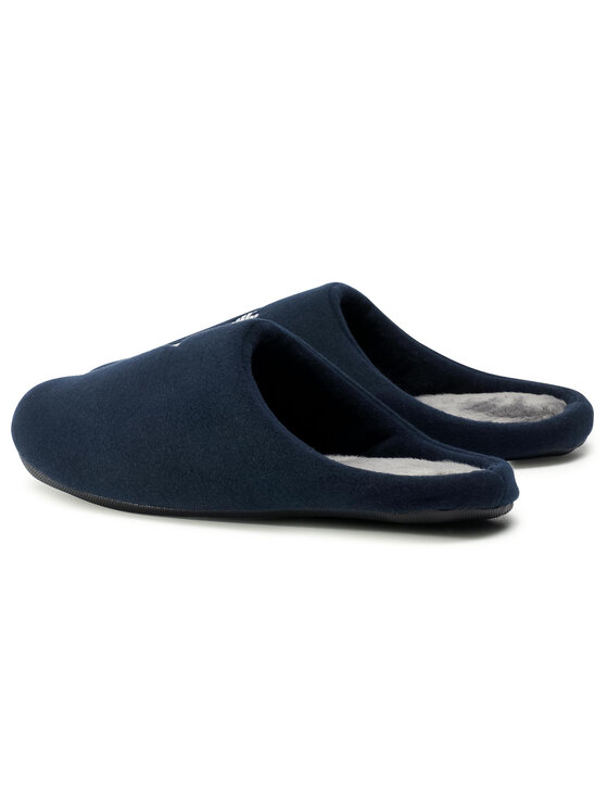 Emporio Armani Emporio Armani Kapcie XJPM03 XM611 N269 Granatowy