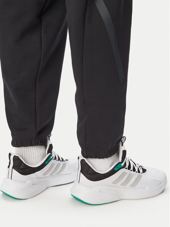 adidas adidas Παντελόνι φόρμας Z.N.E. KF3808 Μαύρο Regular Fit