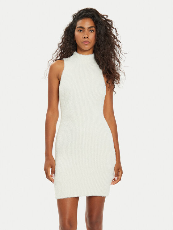 Guess Úpletové šaty W4BK72 Z3BJ0 Écru Slim Fit