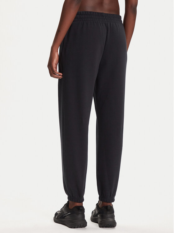 Under Armour Under Armour Donji dio trenerke Essential Fleece Joggers 1373034 Crna Regular Fit