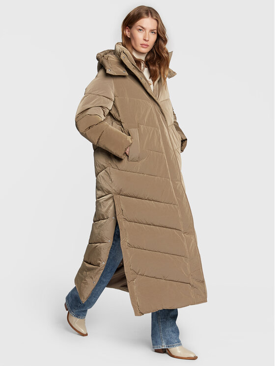 Calvin Klein Calvin Klein Зимно яке Modern K20K205127 Бежов Regular Fit