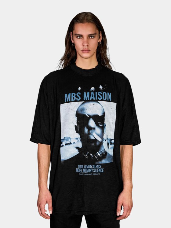 MADE BY SOCIETY MADE BY SOCIETY T-Shirt NOESIS - T17463 Czarny Basic Fit