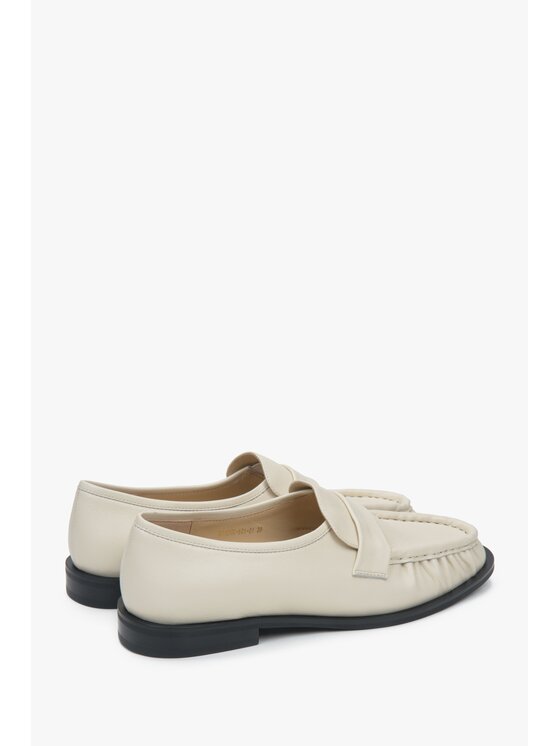 Estro Estro Loafers ER00117191 Béžová