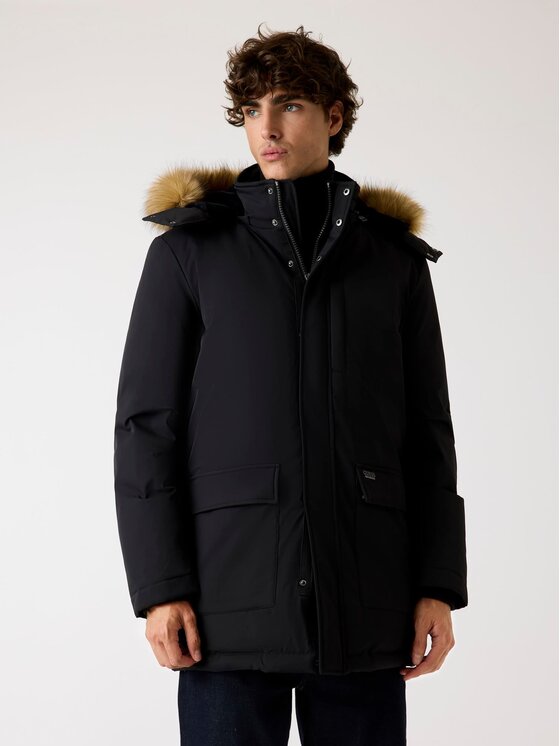 Guess Guess Übergangsjacke 179561 Schwarz Classic Fit