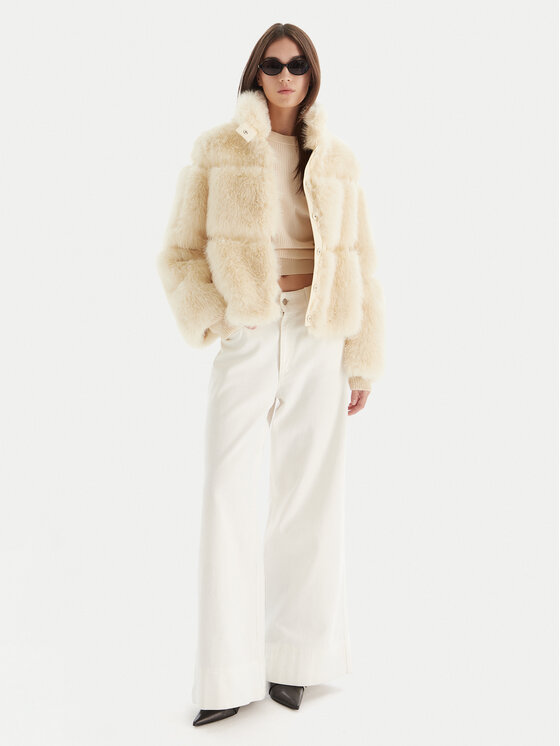 Patrizia Pepe Patrizia Pepe Шуба 2O0174 E077 W405 Écru Regular Fit