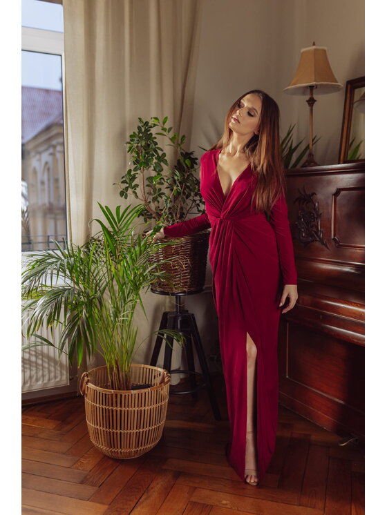 Aurora Aurora Koktejlové šaty Brigette Bordó Curvy Fit