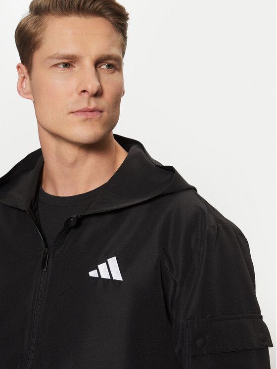 adidas adidas Sportinis kostiumas Sportswear Woven Cargo JI8888 Juoda Regular Fit