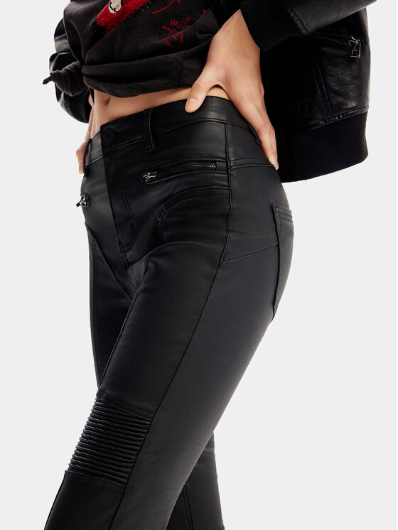 Desigual Desigual Штани зі штучної шкіри Oslo 24SWPW26 Чорний Slim Fit