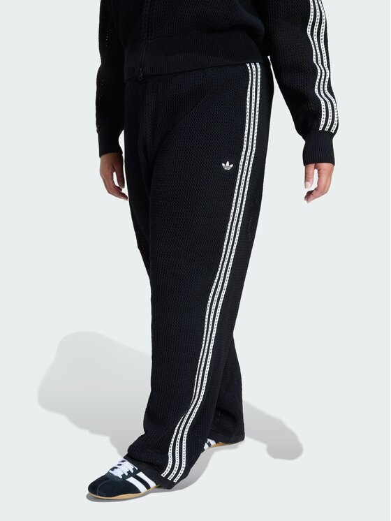 adidas adidas Spodnie dresowe Knitted Crotchet Firebird Czarny Regular Fit