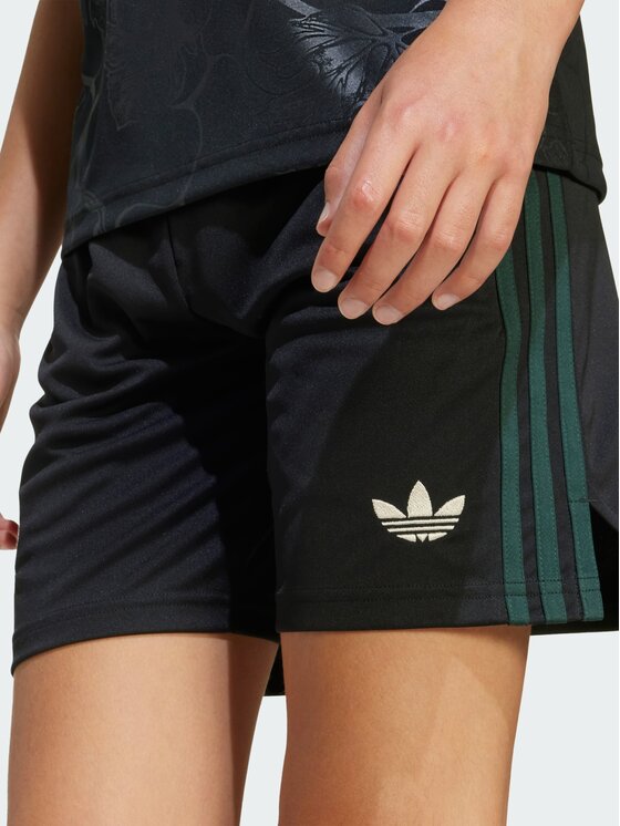 adidas adidas Szorty sportowe 158334 Czarny Regular Fit