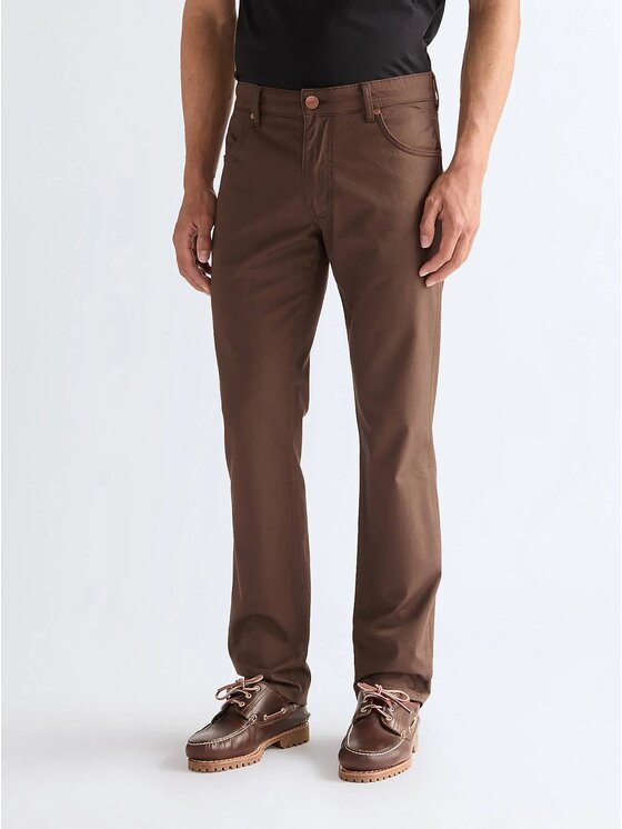 Wrangler Wrangler Pantaloni di tessuto GREENSBORO Marrone Regular Fit