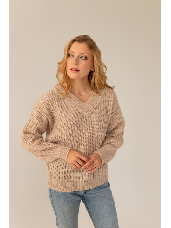 Entelier Entelier Sweter z dekoltem Beżowy Oversize
