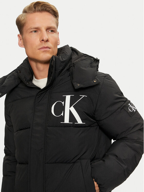 Calvin Klein Jeans Calvin Klein Jeans Μπουφάν χειμωνιάτικο J30J326104 Μαύρο Regular Fit