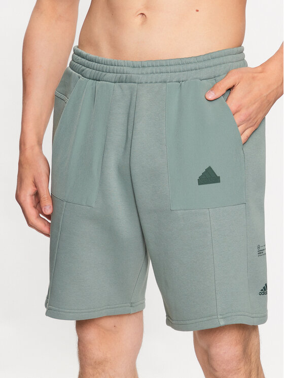 City Escape Shorts