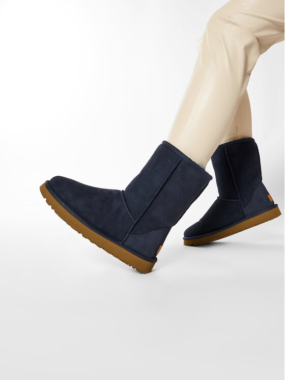 Ugg Ugg Schneeschuhe W Classic Short II 1016223 Dunkelblau